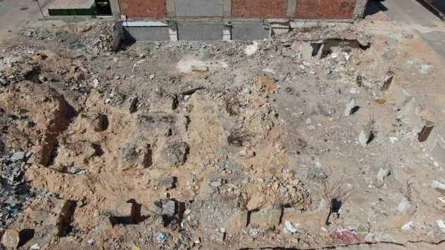 Gaziantep'teki depremde yıkılan ve 49 kişinin ölümüne neden olan 11 katlı Emre Apartmanı davası görüldü