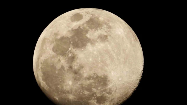 Geceyi aydınlatan dolunay görsel şölen sundu