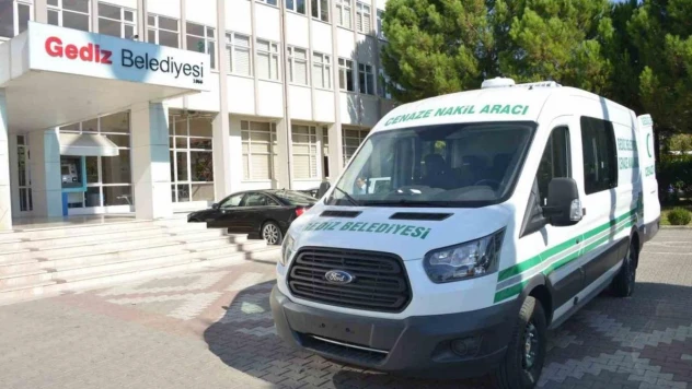 Gediz Belediyesi cenaze hizmet aracı geçtiğimiz yıl 29 bin 468 kilometre yol kat etti