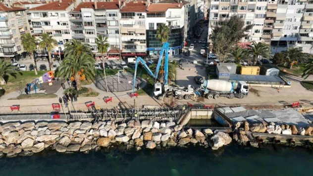 Gemlik'te kıyı koruma çalışmaları hızla sürüyor