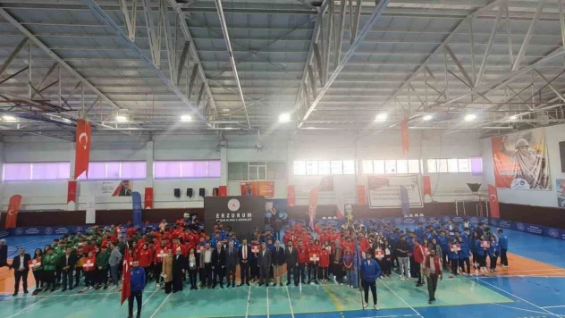 Gençlik Merkezleri Erzurum'da yarışacak
