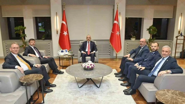 Genel Başkan Yardımcısı Hamza Dağ ve Kütahya heyetinden Bakan Uraloğlu'na ziyaret