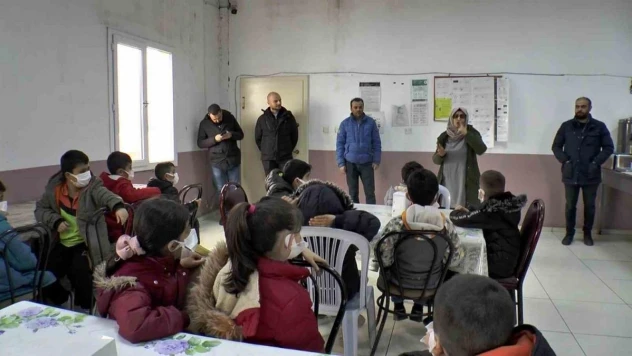 Geri dönüşümde Türkiye birincisi olan Kocasinan'ın tesislerine miniklerden ziyaret