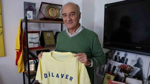 Hababam Sınıfı'nın Dilaver'i depremde ağır hasar alan evinden kurtarabildiği hatıralarıyla hayata yeniden başladı