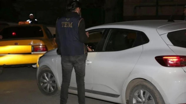 Hakkari'de değişik suçlardan aranan 70 kişi yakalandı