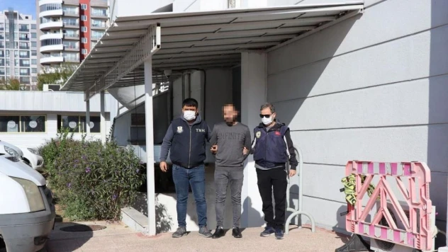 Hakkari'de yakalanarak Mersin'e getirilen terör örgütü üyesi tutuklandı
