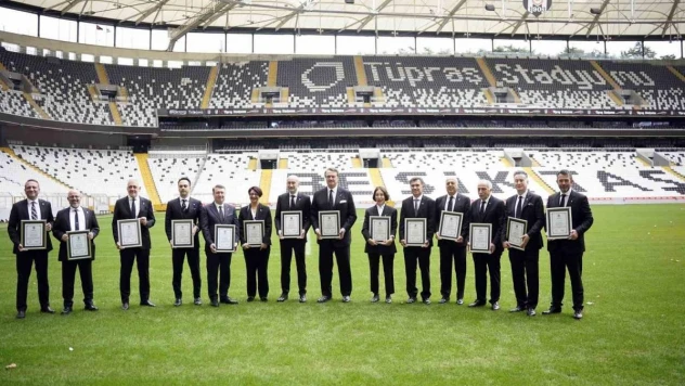 Hasan Arat: 'Futbolu, Samet Aybaba ve Feyyaz Uçar ile konuşacaksınız'