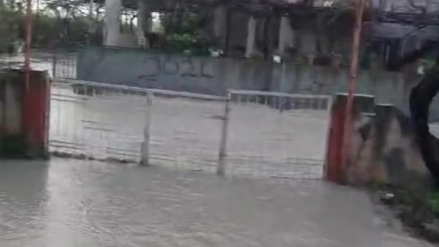 Hatay'da aşırı yağış sele neden oldu