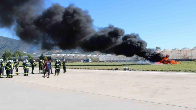 Havalimanında yangın tatbikatı
