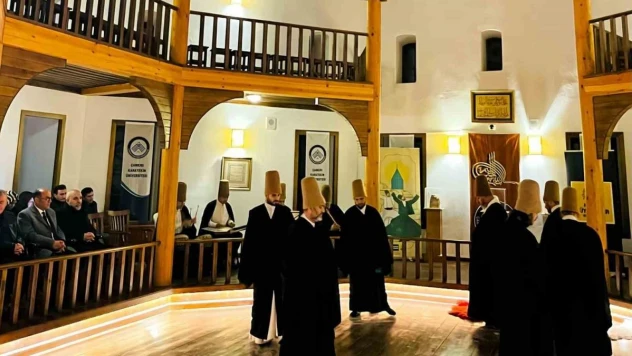 Hazreti Mevlana'nın 750. vuslat yıldönümünde sağlıkçılar Taş Mescit'te buluştu