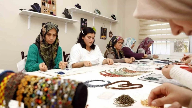 Hem öğreniyor hem kazanıyorlar