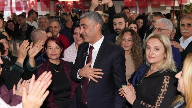 Hüseyin Orhan CHP'den Seyhan Belediye Başkan Aday Adaylığını açıkladı