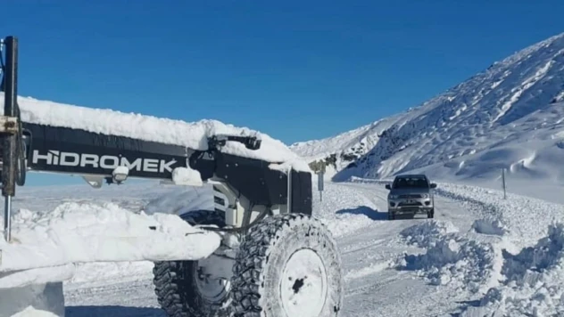 Iğdır'da karla kapanan tüm köy yolları ulaşıma açıldı