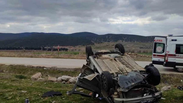 İki otomobilin çarpıştığı kazada 5 kişi yaralandı