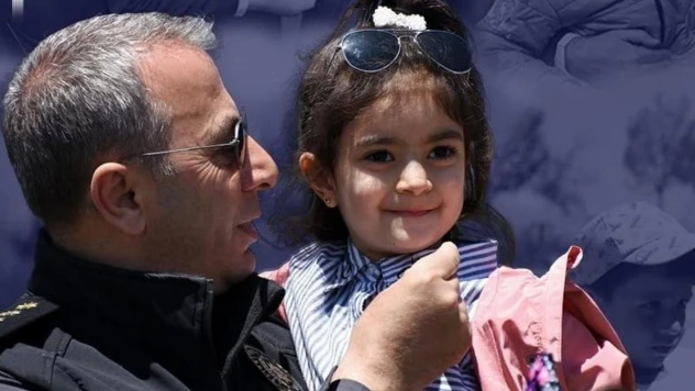 İl Emniyet Müdürü Kurt: 'Kahraman bir milletin evlatları olarak ülkemizin yarınlarısınız'