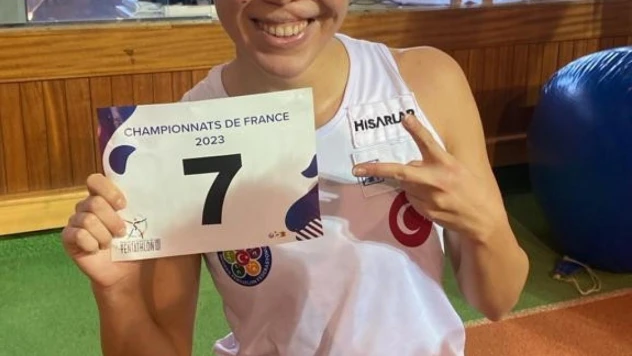 İlke'den Fransa'da gümüş madalya