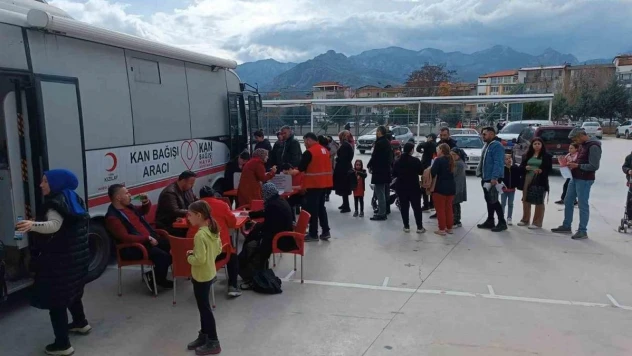 İlkokul öğrencileri hasta arkadaşları için seferber oldu