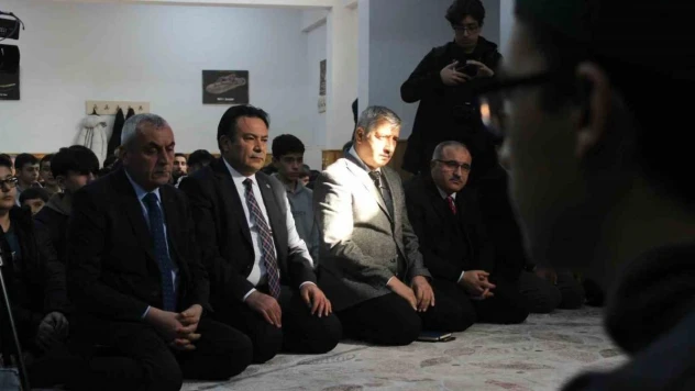 İmam Hatipli öğrencilerden şehitlere hatim