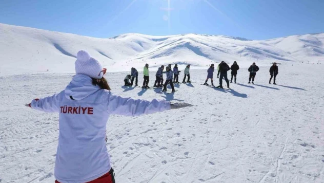 İpekyolu Belediyesinden öğrencilere anlamlı jest