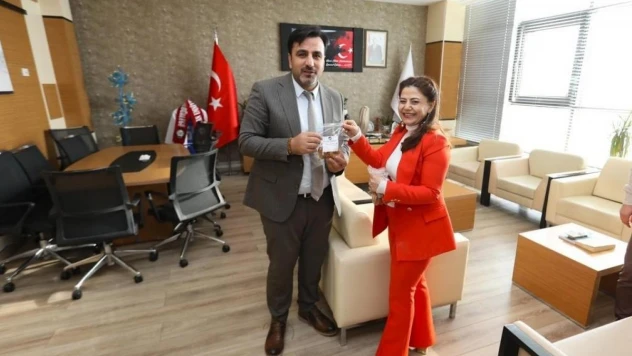 İpekyolu'nda kandil geleneği devam ediyor