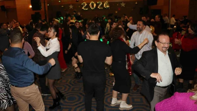 İranlı turistler yeni yıla Van'da girdi