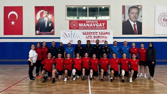 İşitme Engelliler Futsal Erkek ve Kadın Milli Takımları şampiyonaya hazır
