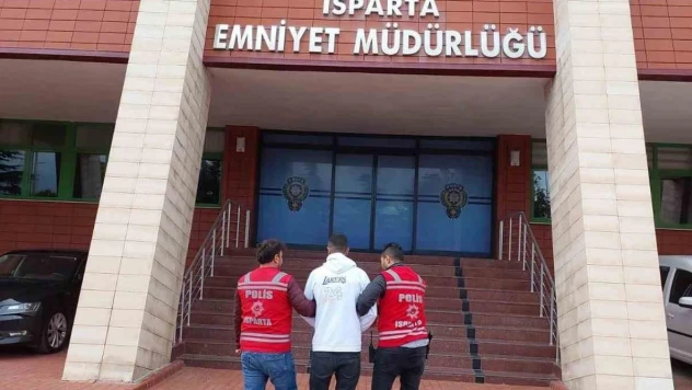 Isparta'da otomobil dolandırıcılığı yapan 2 şahıs İstanbul'da yakalandı