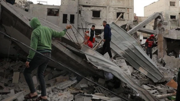 İsrail'in Gazze'ye saldırılarında can kaybı 32'ye yükseldi