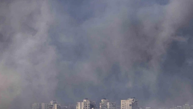 İsrail, Nuseyrat Mülteci Kampı'nı vurdu: 20 ölü