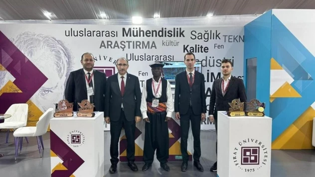 İstanbul'daki Elazığ Günleri'ne FÜ standı damga vurdu