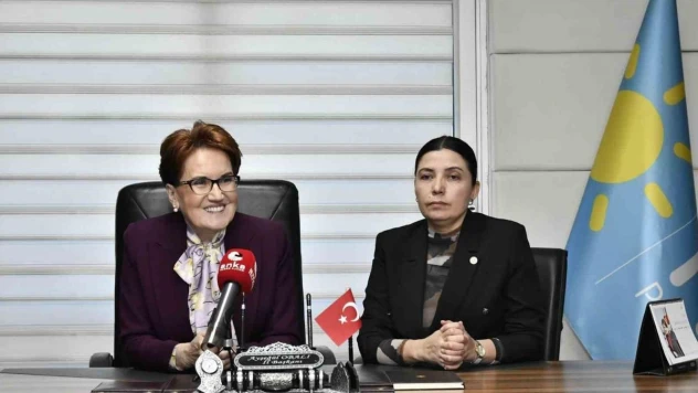 İYİ Parti Genel Başkanı Akşener il teşkilatını ziyaret etti