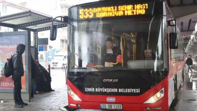 İzmir Şehir Hastanesine ulaşım sorunu sürüyor
