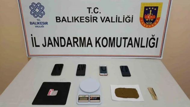 İzmir´den Balıkesir'e uyuşturucu getiren şüpheli yakalandı