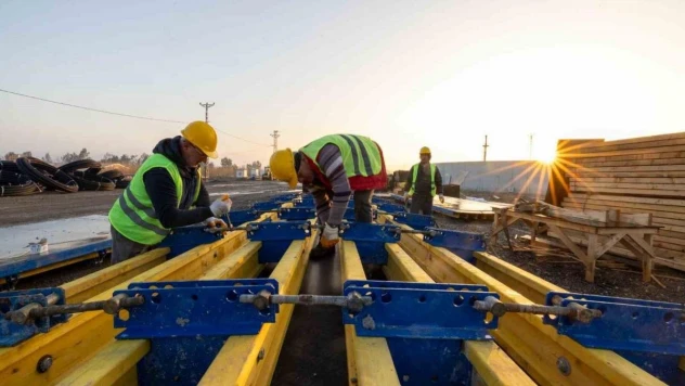 İZSU'dan 'geleceğe miras' sloganıyla 28 milyarlık toplu açılış ve temel atma töreni