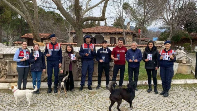 Jandarma ekipleri antik kent ziyaretçilerini bilgilendirdi