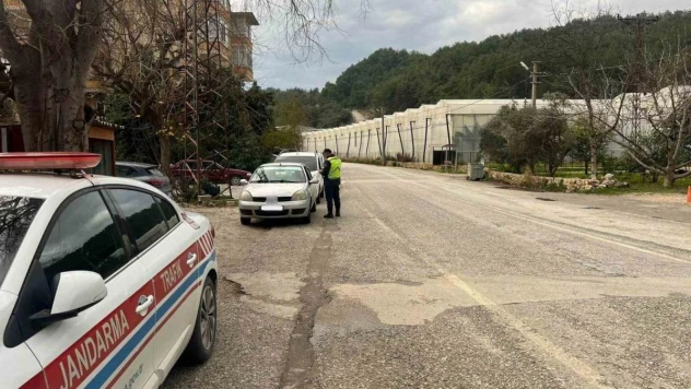 Jandarmadan 111 araç ve sürücüsüne para cezası