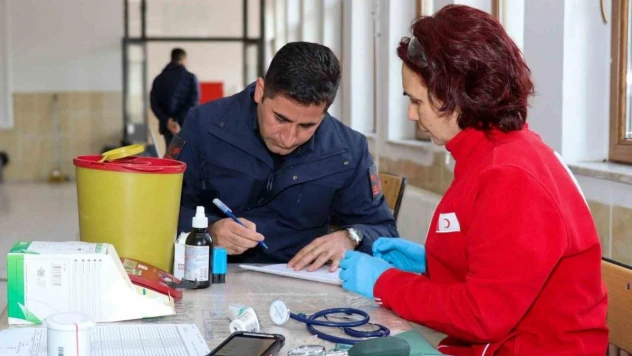 Jandarmadan kan bağışında farkındalık faaliyeti