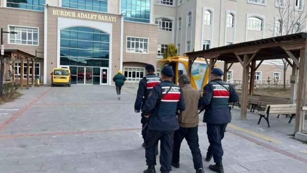 Jandarmanın siber devriyesinde yakalanan 4 kişi tutuklandı