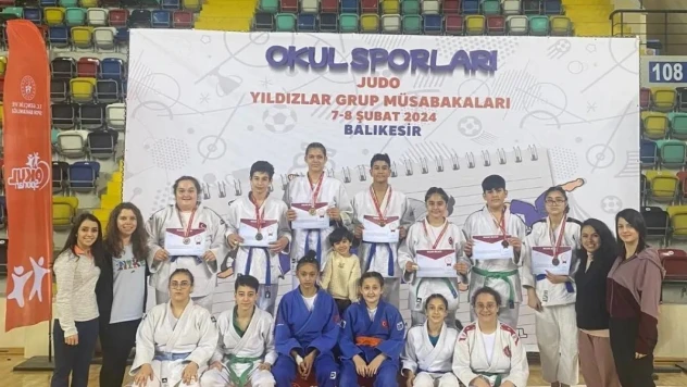 Judo yıldızlar grup müsabakalarında Salihli damgası
