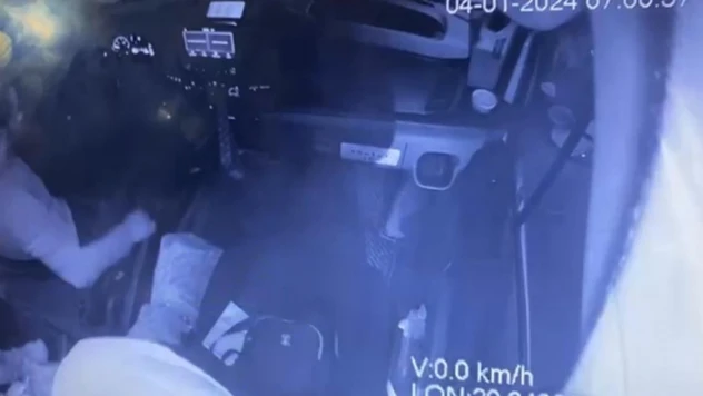 Kadıköy'de kaçırılan servis minibüsünün yeni görüntüleri ortaya çıktı