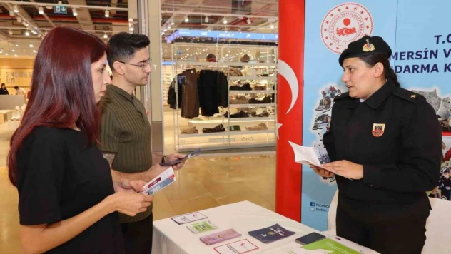 Kadınlar 'KADES' uygulaması konusunda bilgilendirildi