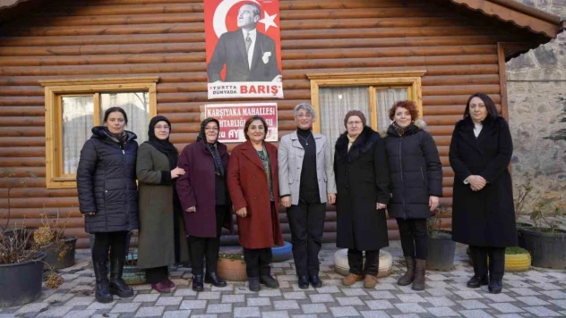 Kadınlar Gümüşhane'deki o mahallenin muhtarlığı için kolları sıvadı