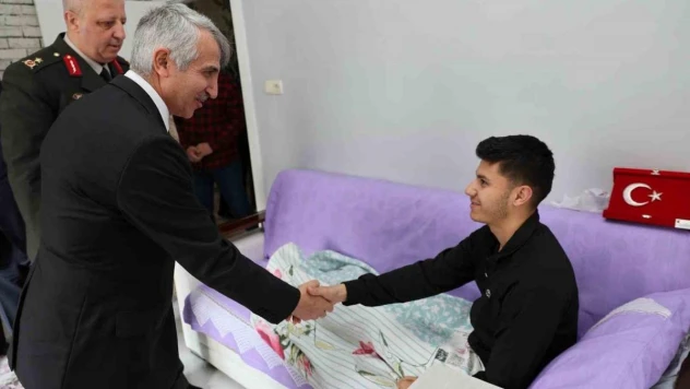 Kahramanmaraş Valisi Ünlüer'den gazilere ziyaret