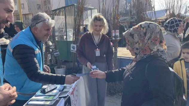 Kapaklı'da 9 Şubat Sigarayı Bırakma Günü nedeniyle broşür dağıtıldı