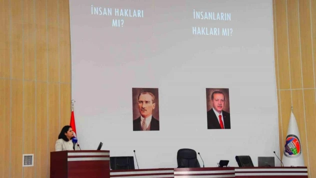 Karabük'te 'İnsan Hakları' konferansı verildi