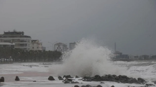 Karadeniz'de fırtına uyarısı