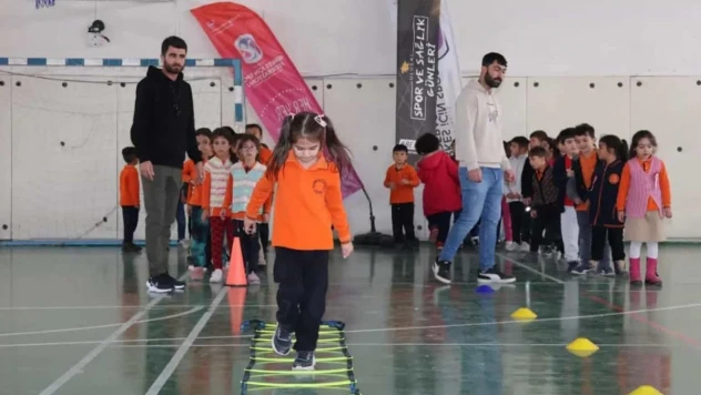 Karaman'da 'Eğlenceli Çocuk Atletizm Oyunları' devam ediyor