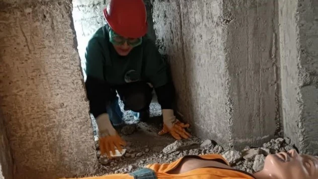 Kars AFAD'tan arama ve kurtarma eğitimi