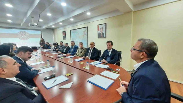 Kars'ta Kadına Şiddetle Mücadele toplantısı yapıldı