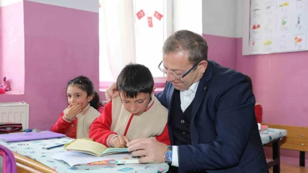 Kars Valisi Polat, Ölçülü köyünde